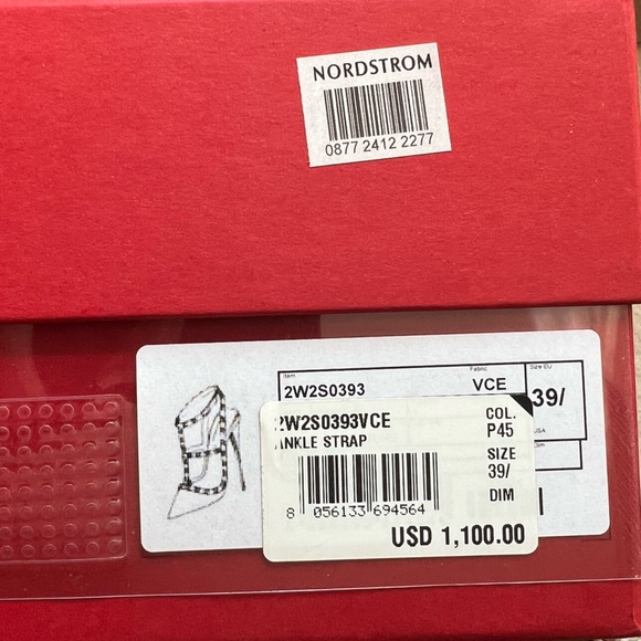 Valentino Garavani Rockstud Pebbled Poudre Caged Heels - Picture 13 of 13